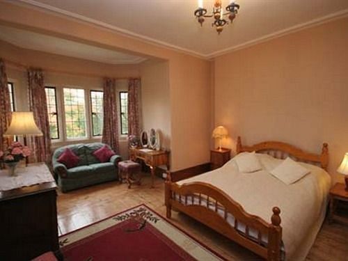 Cleeve House Bed & Breakfast Melksham Luaran gambar