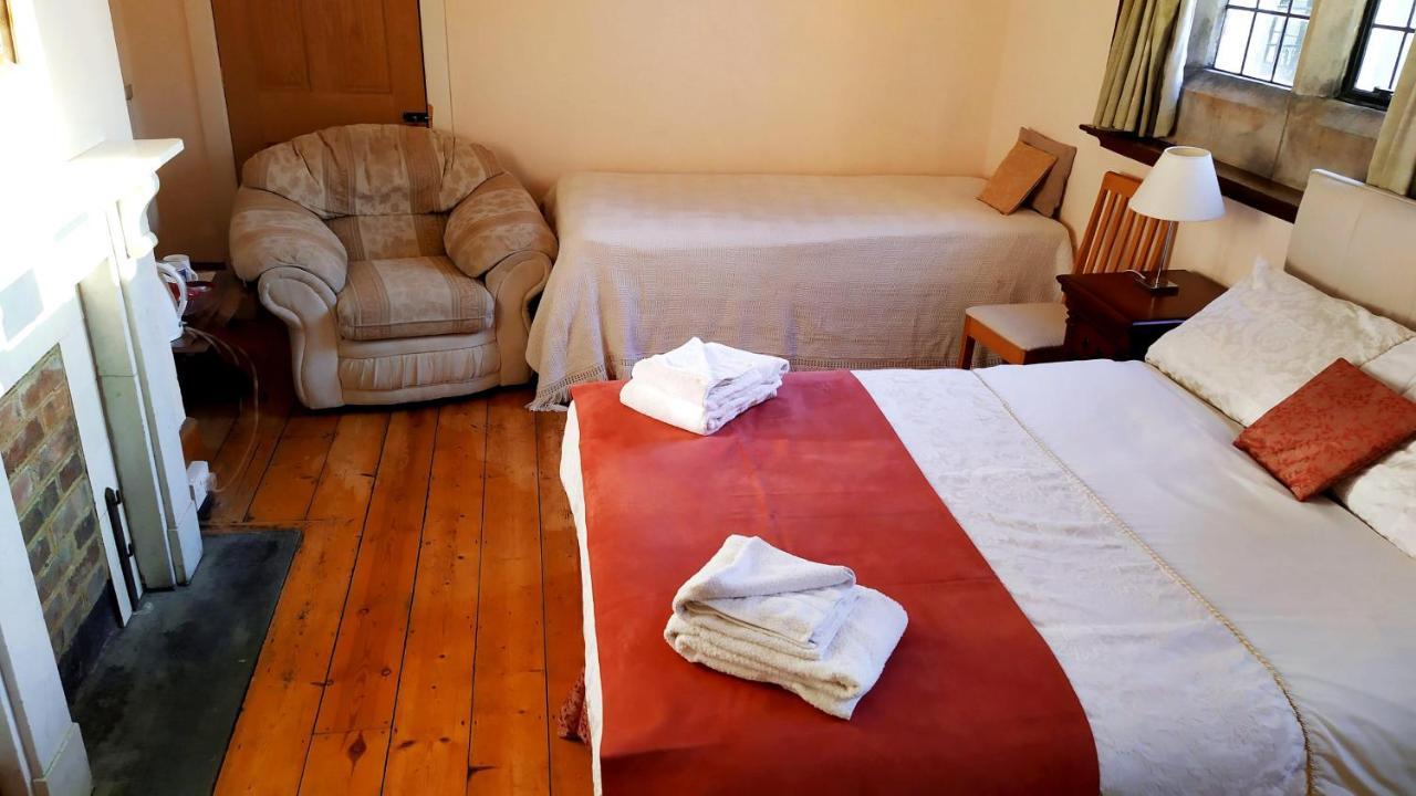 Cleeve House Bed & Breakfast Melksham Luaran gambar